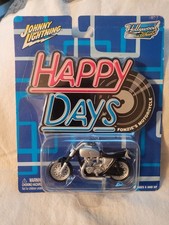 Vintage Johnny Lightning 2003 Happy Days Fonzie Motorcycle Carded New picture