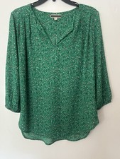 Pleione Green Floral Print Split Neck Blouse Size Medium Women’s Top picture