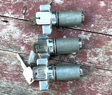 Lot of 3 GM OEM Ignition Lock Cylinders W/ Keys for GM 70' 80's 90's “NICE SETS” picture