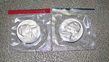1981 Uncirculated Jefferson Nickels P&D  in Mint Cello (2 Coins) Very Nice Coins picture