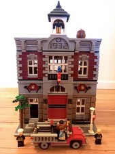 LEGO Modular Building Fire Brigade 10197 Used  All Figures + Vehicle picture