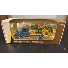 Vintage Ertl Diecast No. 5768 Truck & tractor Set picture