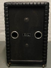 Vintage Kustom Tuck 