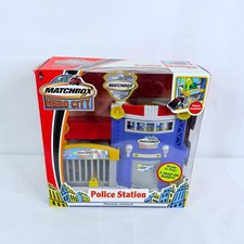 Matchbox Hero City Police Station Playset B4485 Includes Vehicle New in Box picture