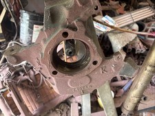95-98 Silverado 1500 Driver Left Front Spindle Steering Knuckle 4X4 Rust Free picture