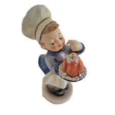 Vintage Goebel M.I. Hummel Figurine Baker #128 5