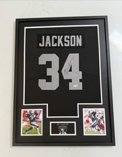 Bo Jackson Signed/Framed Oakland Raiders #34 NFL Jersey Display picture