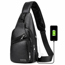 Mochila bandolera negra para hombre con puerto de carga USB. picture