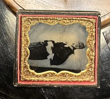 THANATOS.NET POST MORTEM PHOTO ARCHIVE Ambrotype of a Woman Circa 1860 picture