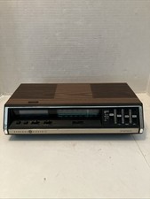 Vintage General Electric 7-4695A AM FM Stereo Clock Radio Walnut Grain -READ DES picture