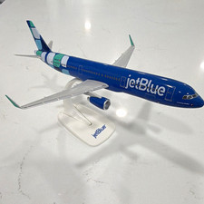 JetBlue Aircraft Model Airplane with Display Stand - JetBlue Livery picture