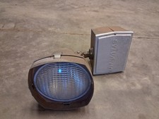Vintage Flood light GTE Sylvania Beamkat 150 watt HPS Floodlight fixture picture
