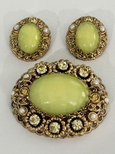 Vintage W Germany Green Cab Brooch & Earrings Set Faux Pearl Rhinestone Filigree picture