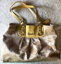 Coach Horse and Carriage Beige Satchel Top Handle, Pleated, Retail $358 picture