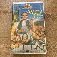 MGM/UA Home Video The Wizard of Oz VHS THX Edition Closed Captioned NTSC picture