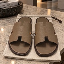 Hermes Izmir Sandals Men’s Size 44 / 11 Epsom Calfskin Leather H Etoupe Slides picture