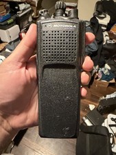 Motorola XTS5000 UHF H18SDC9PW5AN Portable Radio picture