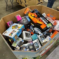 walmart shelf pulls random retail gadgets & novelty assortment lot picture