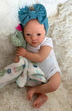 Realborn Evelyn awake picture