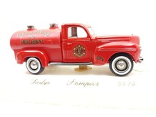Solido Age d'or Red Dodge Pompier Fire Truck #4415 1:43 Scale New in Jewel Case picture