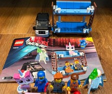LEGO The LEGO Movie: Double-Decker Couch (70818) Complete with all minifigures picture