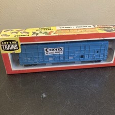 Vintage Life-Like 08981 HO Scale Celotex LUNX 4411 Thrall Door Box Car Train picture