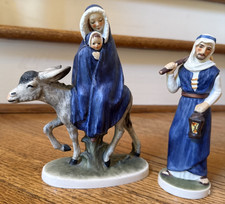GOEBEL HUMMEL Porcelain Figurines FLIGHT INTO EGYPT Mary Jesus Joseph ROB 405A&B picture