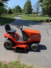 Kubota T1760 lawn tractor 17hp , 48