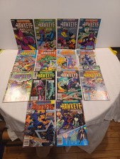 SOLO AVENGERS COMIC LOT 14 ISSUES MARVEL COMICS Starring Hawkeye #7 - 20 picture