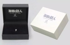 U-TREASURE Attack on Titan Jean Kirstein Peridot Silver Wing Earrings One Side picture