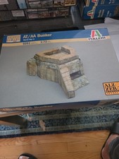 ITALERI 6091, 1:72 AT/AA BUNKER World War II,  NIB, On Sprue. OOP.  picture