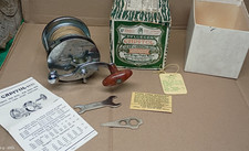 Vintage Pflueger Capitol Surf Cast Fishing Reel No.1989 Fising Reel with Box picture