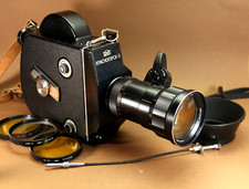 Krasnogorsk-3 Soviet film cameraLegendary camera 16 mm+Meteor 5-1 17-69 mm M42 picture