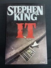 Stephen King IT First Edition Hardcover 1986 VIKING NICE picture
