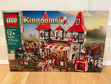 LEGO Kingdoms Joust 10223 Castle Lion King Knights New Sealed picture