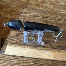 Vintage Wood  Bulldog Pflueger Globe Fishing Lure Black Flash Glitter picture