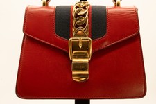Gucci Sylvie Mini 470270 Hibiscus Red Leather Top Handle Crossbody Bag  picture