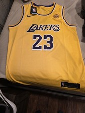 Nike LeBron James Lakers Jersey Size Large And 2020 Champioship Ring. Check Pics picture