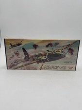 Vintage Airfix Vickers Armstrong Wellington B.III 1/72 Scale Model Kit 1963 1-90 picture