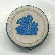 Wedgwood Three Graces Jasperware Pill Box, 1979 picture