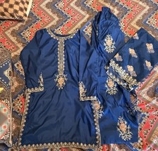 pakistani fancy ( Farshi) Dress picture