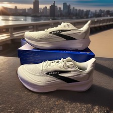 Brooks Revel 9 Men's White/Gray/Black Lace-Up Running Sneaker 110499 picture
