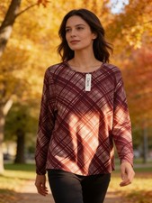 Chico's Long Sleeve Crew Neck Plaid Knit Top picture