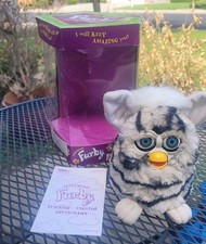 Vintage 1998 Tiger Electronics Furby 70-800 Gray Stripe Working Box Manual picture