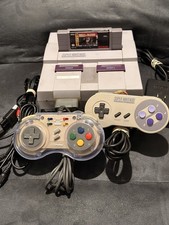 Super Nintendo SNES Console SNS-001 TESTED 2 Controllers Game Cables Working picture