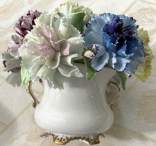 VINTAGE HAND PAINTED PORCELAIN CROWN FLORAL BOUQUET FIGURINE WHITE VASE HANDLES picture