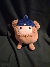 Squishmallows Benny The Yeti Bigfoot Sasquatch With Blue Beanie Hat 7.5