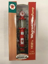 TEXACO 1920'S Wayne Gas Pump 1:25 Gearbox Vintage 1998 new in Box picture