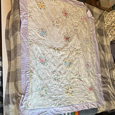 Embroidered Quilted Floral Quilt White Pink Rose Purple Border Rectangular 70x52 picture