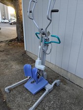 Arjo Sara 3000 Patient Raising Lift Aid/Assist W/ Scale, Charger, Battery picture